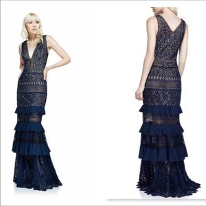 Tadashi Shoji Chatlot Navy gown, size 14P